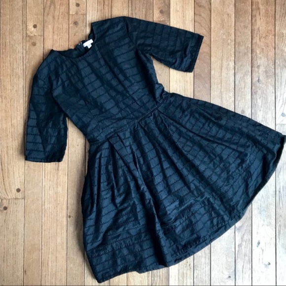 GAP Black Eyelet Dress with Full Skirt Size 0 - Picture 3 of 3